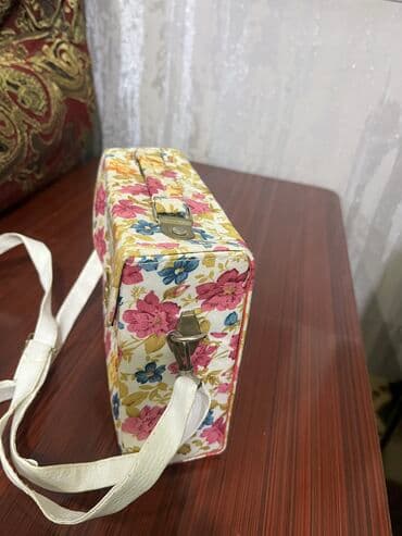 qaşlı çanta: Çanta seliqeli az islenilib — 3
