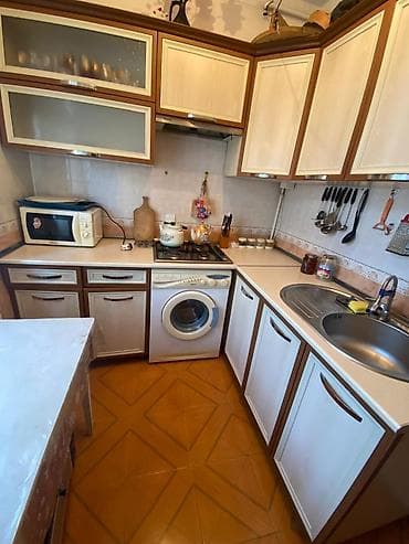 Qarajlar: Mənzilin təsviri - Plan: 2 otaqlı, ayrı-ayrı otaqlar, işıqlı zal və — 6