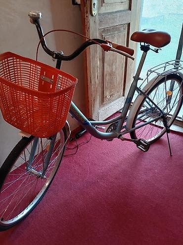 Şəhər/kreuzer tipli velosiped Xüsusiyyətlər: - Aşağı enişli