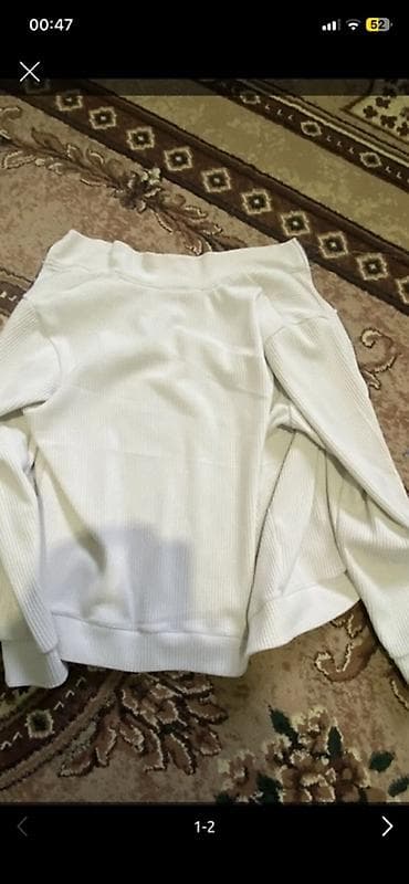 Ağ rəngli ribli sviter - Brend: MADO- Ölçü:XXL yenudi maxs 2 defe