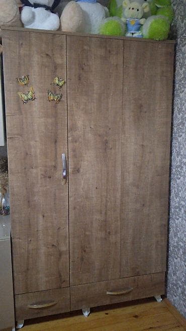 3 qapılı dolablar: 3 qapılı, Siyirməli, Qəhvəyi, Digər material, Açılan, Düz dolab — 2