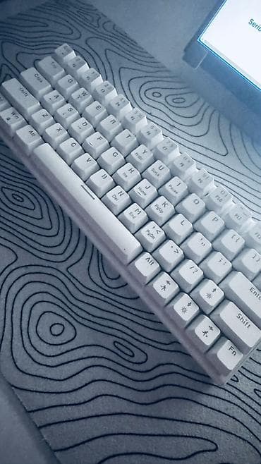 Техника и электроника: RGB işıqlanmaya malik 60% mexaniki klaviatura - 63 düyməli kompakt — 7