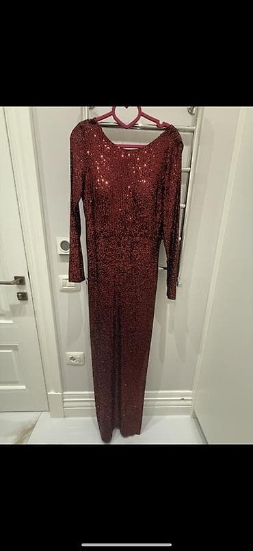 zerger: Qırmızı bər-bəzəkli axşam geyimi - Model: Uzun, bədənə oturan siluet — 1