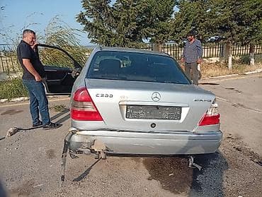 avto maşın: Mercedes-Benz C200 (W203) – ehtiyat hissələri üçün - Kuzov: sedan — 3