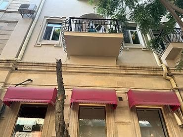 dam: Qırmızı fasad tentləri – vitrin və giriş üçün Məhsul təsviri: - Rəng — 2
