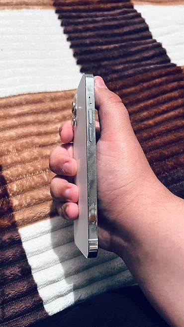iphone 9s: IPhone 12 Pro, 128 GB, Ağ, Face ID — 4