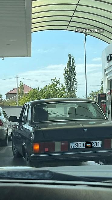 dörd goz: QAZ 3102 Volga: 2.5 l | 1998 il 200000 km Sedan — 6