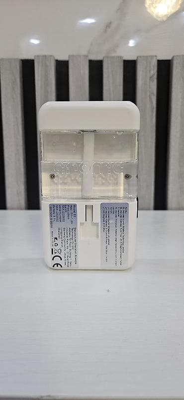 Avtomatik ətir püskürən elektron aparat. Divara yapışdırılır. 7 növ — 8