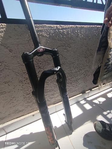 velosi̇pet: MTB amortizator vilkası 26 liqdi az istifade olunub biraz eyrilib — 1