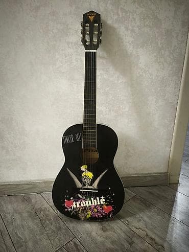 nərd taxtası: Klassik akustik gitara – xüsusi dizayn - Korpus: tam ölçülü klassik — 1
