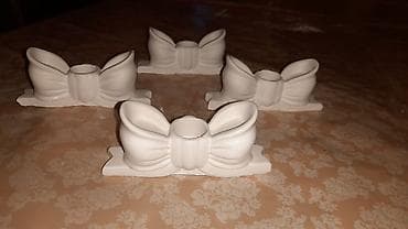 qirmizi sam: Ağ rəngli dekorativ şamaltılar – “qbow” formalı dizayn - Material — 1