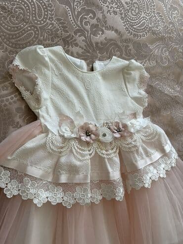 13 yasli qizlar ucun donlar: Qız uşağı üçün zərif mərasim donu - Rəng: krem və pudra çaları - Üst — 1