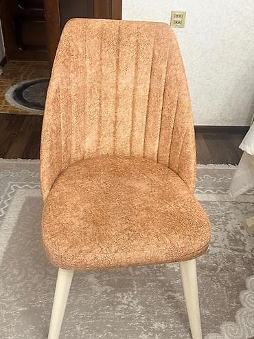 Aynur 4540 💫
Stul 6 ədəddir . 1 ədədi 35 azn. Ünvan hövsan