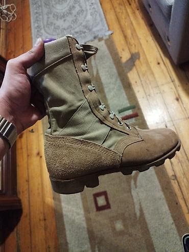 Taktiki hərbi üslubda desert çəkmələri ideal veziyete amerika