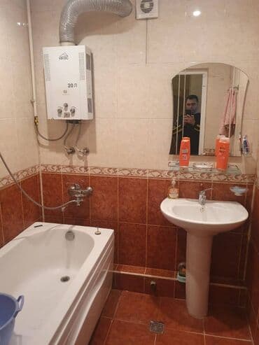 ist petrol tbilisi prospekti: Bakı, 2 otaqlı, Köhnə tikili, m. Qara Qarayev, 65 kv. m — 8