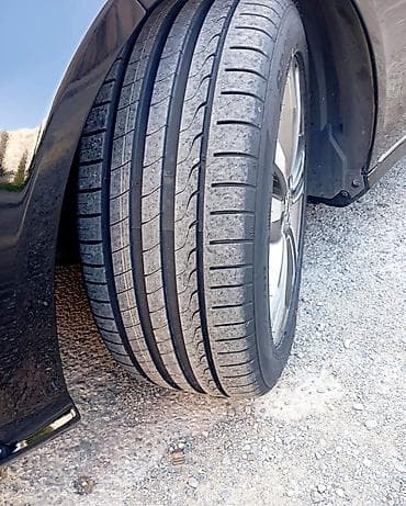 ravon avto salon: Mercedes-Benz E-Class sedan - Korpus: Qara rəng, aerodinamik kuzov — 2