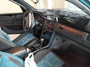 canqan avto: Mercedes-Benz E 230: 2.3 l | 1998 il Sedan — 2
