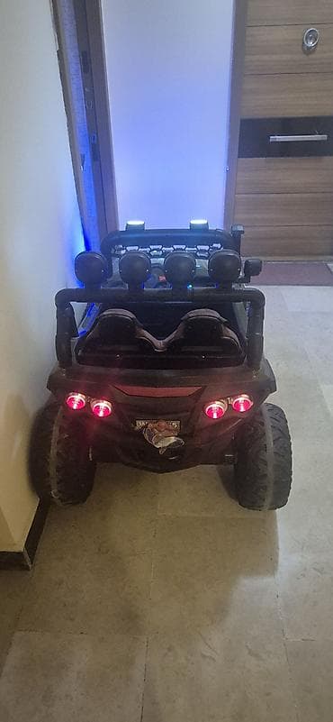 predo 1 nomre: Uşaq elektrik avtomobili – off-road tipli jeep - Marka/Model üslubu — 2
