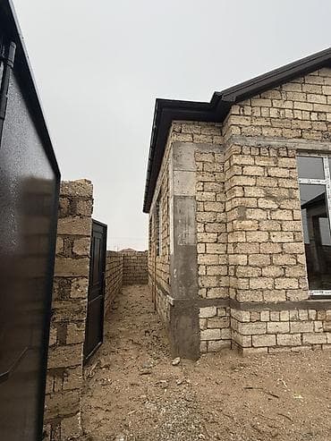 Daşınmaz əmlak: Qala qəs. 4 otaqlı, 135 kv. m, Təmirsiz — 4
