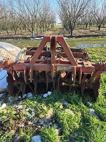 ucuz akumulator: Kənd təsərrüfatı üçün diskli borona (traktor asqısına qoşulan) - Üç — 3