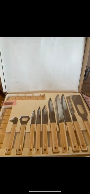Mətbəx üçün nəzərdə tutulmuş bu bıçaq dəsti, müxtəlif kəsmə və