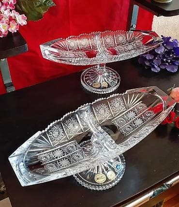 nabor acarlar: Tom 2 eded boyuk şirniyyat ve ya çərəz qabilari. 36 sm
Cutu 285 azn — 2