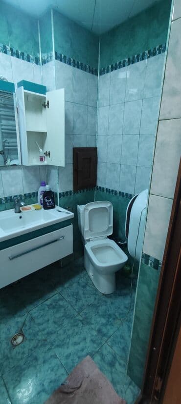 bine sovxoz: Binəqədi Sentralnide 3mərtəbəli binanın 2ci mertebesinde 1otaqli — 4