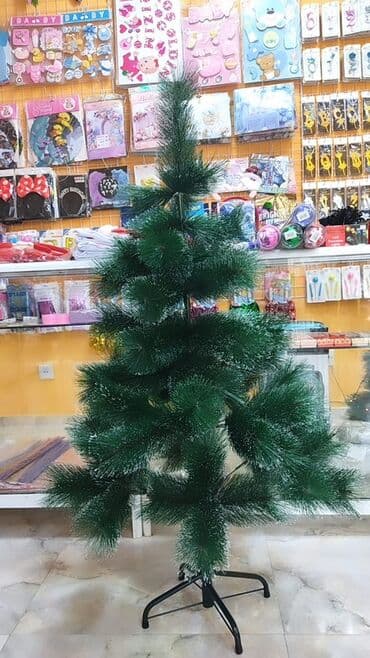 Другой декор и предметы интерьера: Məhsul: Süni Yeni il şam ağacları - Növlər: klassik yaşıl model və — 2