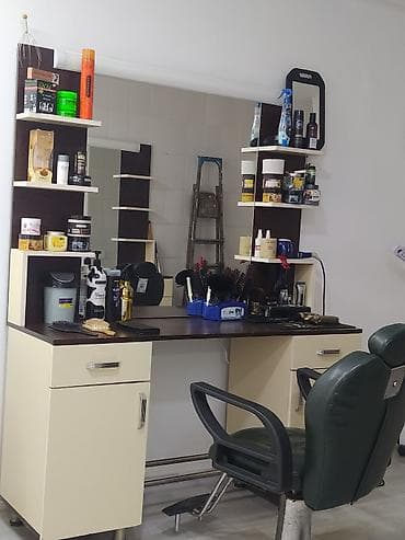 bərbər mebeli: Tecrubeli berber salona axtarilir Genclik m/s 4 dq mesafede gedisli — 1