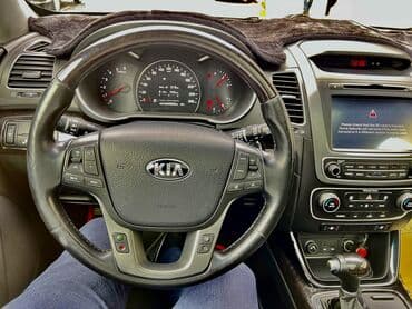 xacmazda ucuz avtomabiller: Kia Sorento şəhər və uzun məsafələr üçün rahat, geniş və funksional — 14