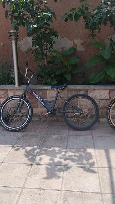saft bike: BMX tipli şəhər/park velosipedi Xüsusiyyətlər: - Marka/model: Akula — 2