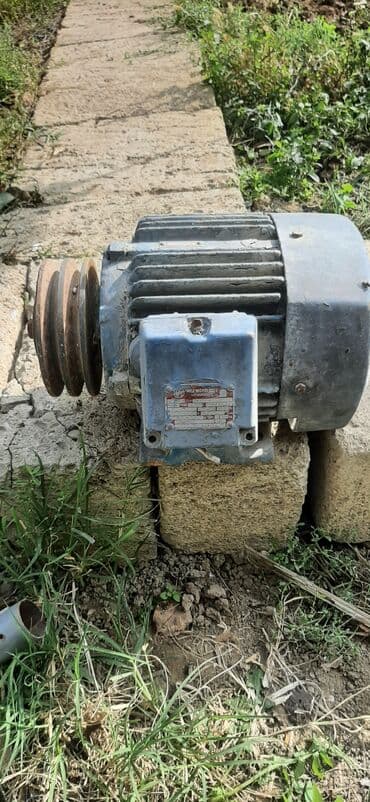 nol faza matorlar: Məhsul: Elektrik mühərrikləri (2 ədəd) 1) MEZ MOHELNICE — 1