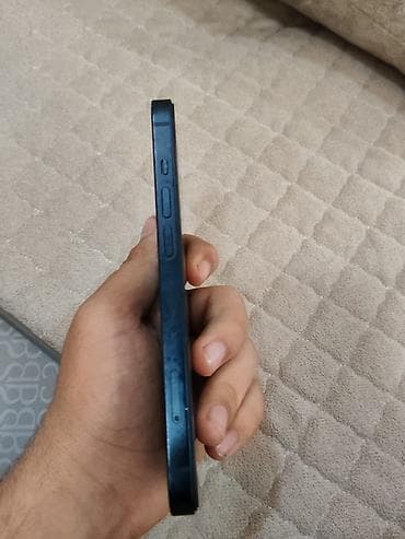 iphone 13 işlenmiş: IPhone 13, 128 GB, Midnight, Barmaq izi, Face ID — 3