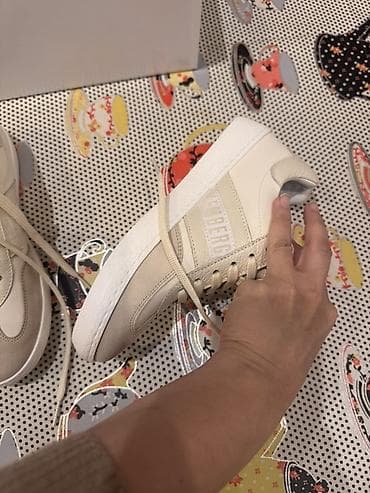 Uşaq geyimi və ayaqqabıları: Rəng - Bej Krossovkalar, Ölçü: 36, Uniseks — 6