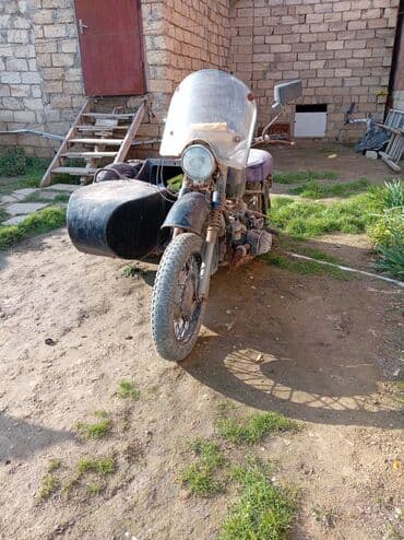 maped: Köhnə sovet istehsalı yan qoşqulu motosiklet - Yan qoşqu (kalyaska) — 6