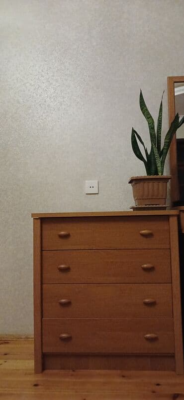 деревянный комод: Güzgülü — 1