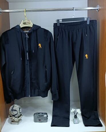 женские теплые спортивные костюмы: Спортивные костюмы — 1