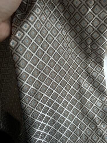 Kasalar: Qalın pərdə dəsti - Komplekt: 2 ədəd tünd qəhvəyi qalın pərdə, 2 ədəd — 4