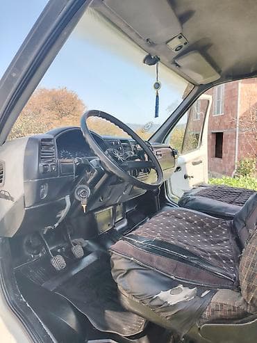 4 ayaq: QAZ 2004 il, motor 2.4 l, Bort, İşlənmiş — 8