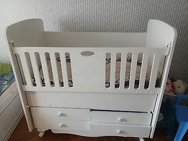 Bewik qiymeti 50man yaxwi veziyyetde matras var yellenir siyirmesi