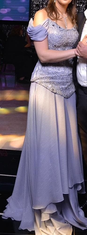 Cinslər: Zərif gecə libasları paketi 1) Pudra-bənövşəyi rəngdə uzun atlası — 10