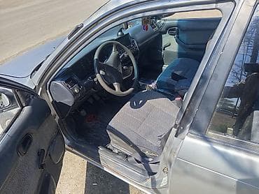 toyota corolla oluxana: Toyota Corolla sedan riyal alıcılara maşının yanında endirim olacaq — 6