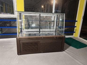 Soyuducu avadanlığı: Şirniyyat soyuducusu.İkinci əldir az işlənib çox yaxşı — 1