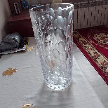 Tekstil: Bir vaza, Farfor — 2