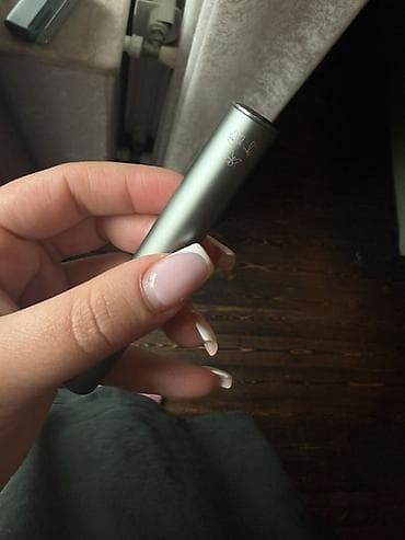 IQOS ILUMA. 4-5 ay istifadə olunub, heç bir problemi yoxdur. Yenisi — 3