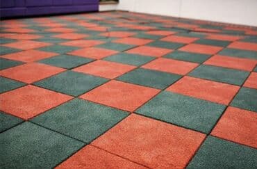 rendeler: Türkiyə istehsalı rezin döşəmə plitələri ** Anbardan satiw ** Ölçü — 3