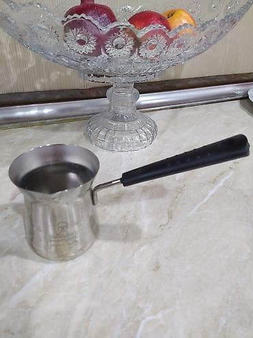 Mətbəx əşyaları dəsti 1) Paslanmayan poladdan cezvə - Material