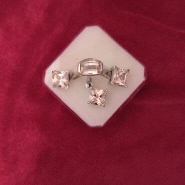 qirmizi ip qolbaqlar: Dəstə daxildir: Üzük, Gümüş — 9