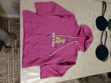 Qaşıqlar: Uşaq geyimləri dəsti - Çəhrayı kapüşonlu svitşot: Ön hissədə şnurla — 1