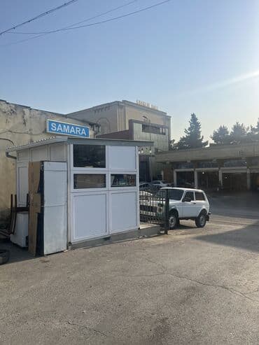 əhmədli kirayə: Yol kənarında kiosk icarəyə verilir. Avtomobillərin çox sıx hərəkət — 2